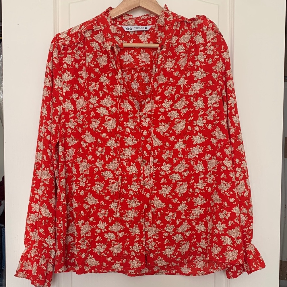 Zara Red and Cream Tie Front Floral Blouse - Brand New Without Tags